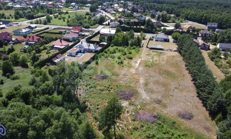 Działka blisko miasta, idealna dla Ciebie | Zdjęcie główne