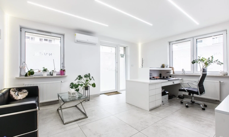 Lokal usługowy + Taras 46m2 + garaż 18m2 w cenie | Zdjęcie główne