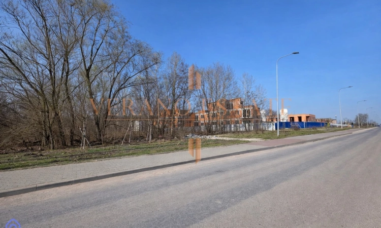 DZIAŁKA INWESTYCYJNA – MARKI | PRZY TRASIE S8 | Zdjęcie główne