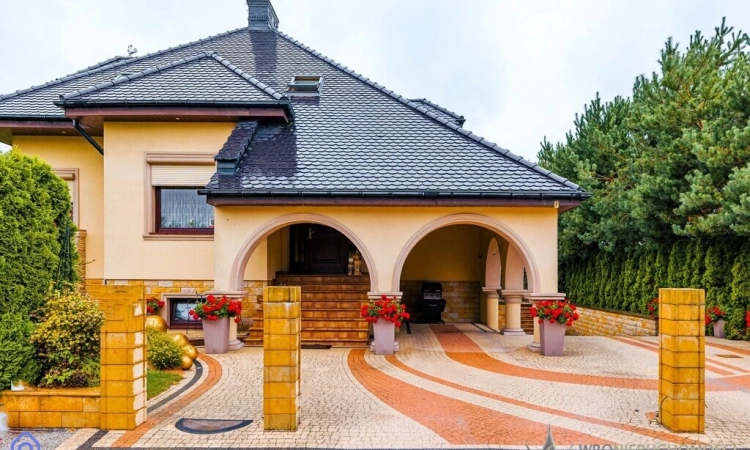 Komfortowy dom z pięknym ogrodem 12km od Wrocławia | Zdjęcie główne