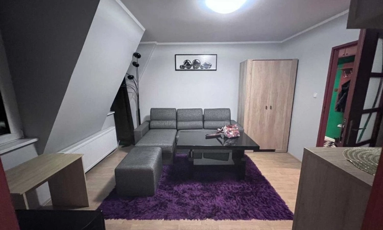 1pok, 28met, Okolice Wiśniowej (Wrocław) | Zdjęcie główne