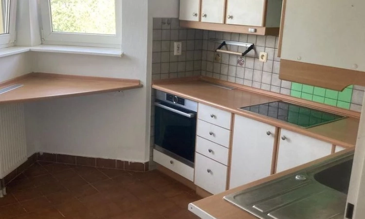 1pok, 35met, okolice Bacha BALKON/KOMÓRKA/2000 (Wrocław) | Zdjęcie główne