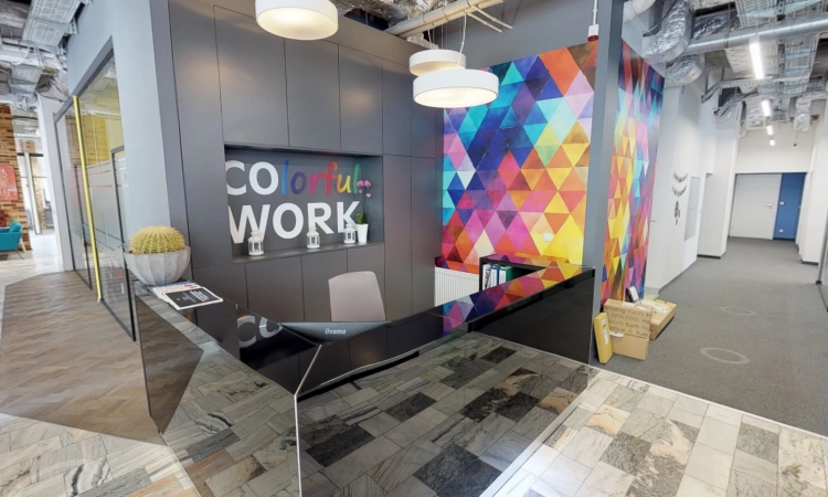 Biura i biurka wynajem coworking COlorful WORK | Zdjęcie główne