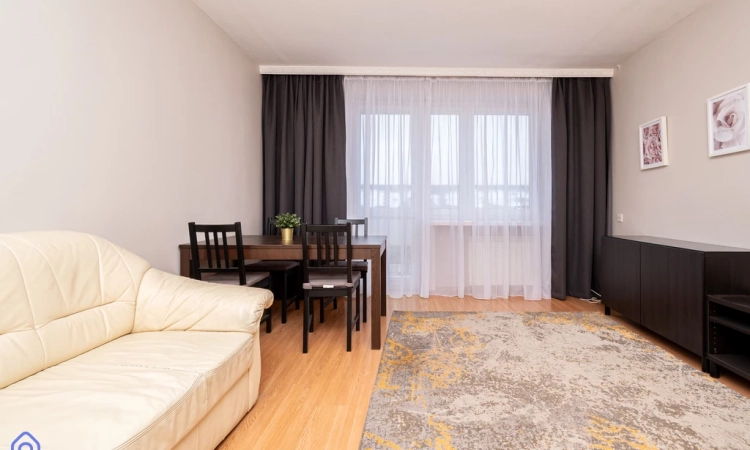 Na wynajem  3-pokojowe mieszkanie z balkonem | Zdjęcie główne