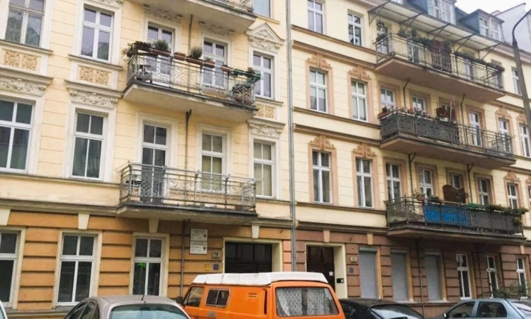 2pok, 24met, Okolice Wilhelma Roentgena PIWNICA/PARKING (Wrocław) | Zdjęcie główne