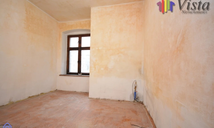 Okazja - kawalerka do kapitalnego remontu | Zdjęcie główne