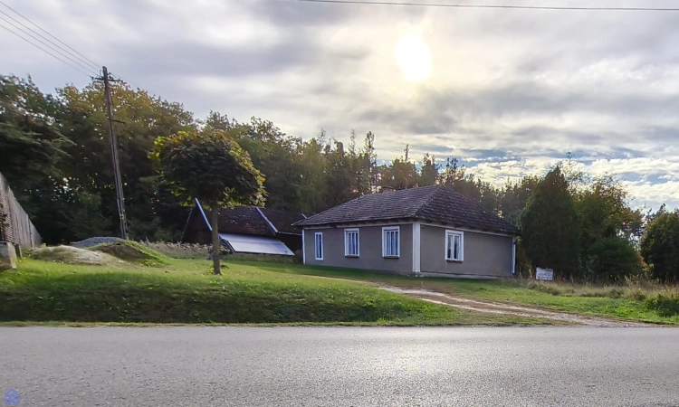 Dom w zielonej i spokojnej miejscowości | Zdjęcie główne