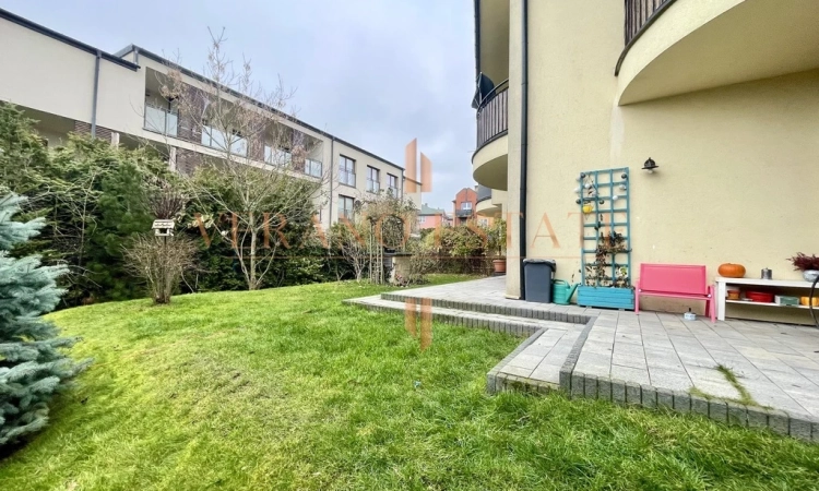 Ogród 200 m² | 3 Pok | Piwnica | Taras | 2013 r. | Zdjęcie główne