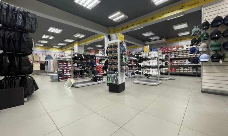 Galeria X | Rynek | Duży parking | Bezczynszowy | | Zdjęcie główne