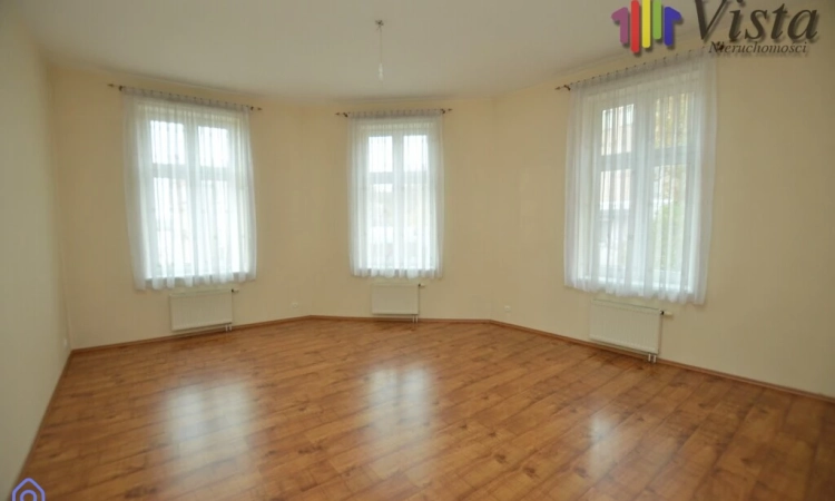 Trzypokojowe mieszkanie po remoncie | Zdjęcie główne