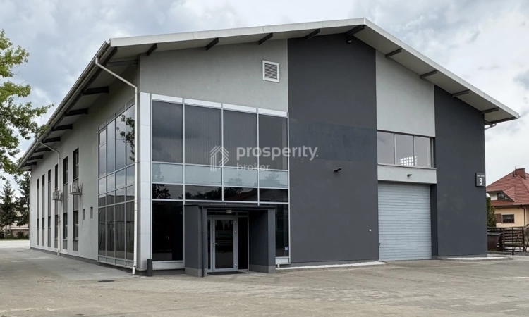 Nowoczesny obiekt komercyjny do wynajęcia | Zdjęcie główne