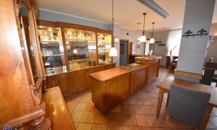 Lokal Gasronomiczny/komercyjny 145m2 bisko centrum | Zdjęcie główne