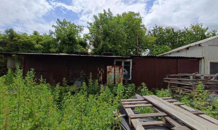 Syndyk sprzeda udział ½ w nieruchomości zabudowaną | Zdjęcie główne