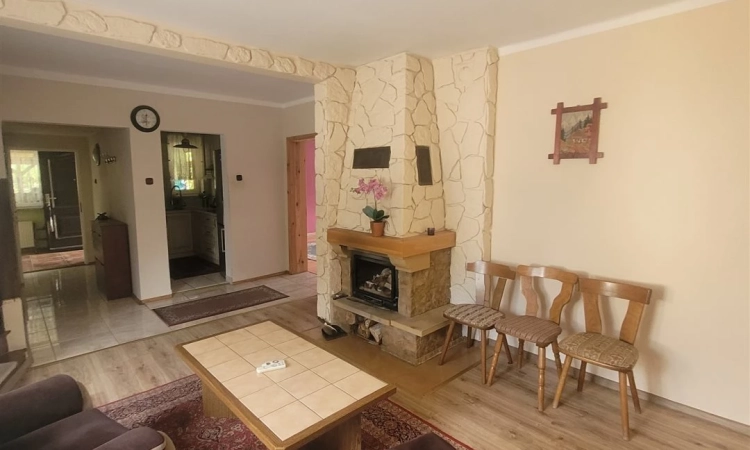 Dom  w urokliwym miejscu | Zdjęcie główne