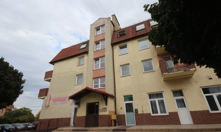 1pok, 32met, okolice Trawowej KOMÓRKA/2001 (Wrocław) | Zdjęcie główne