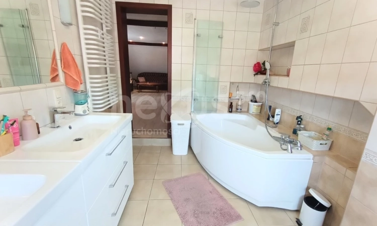 Piękny, wykończony, idealny dla Rodziny | Zdjęcie główne