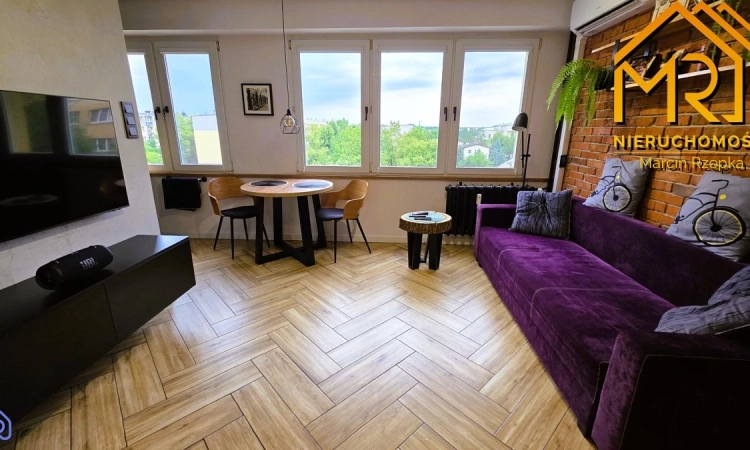 Mieszkanie 32 m2 po kapitalnym remoncie ul. Skowro | Zdjęcie główne