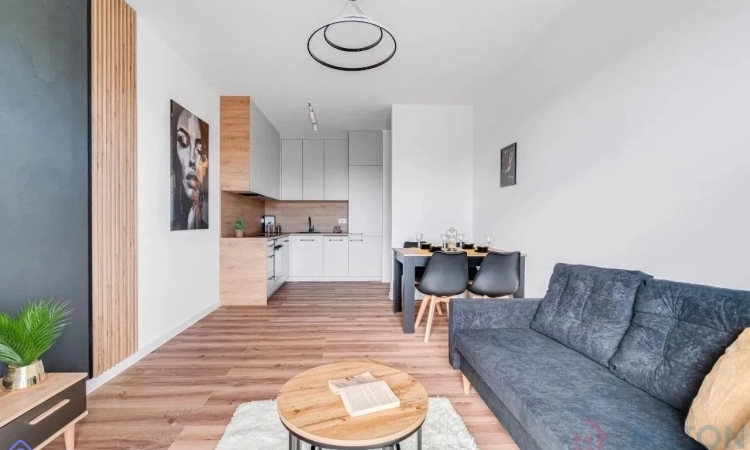 Wykończone mieszkanie z balkonem - 3 pokoje | Zdjęcie główne