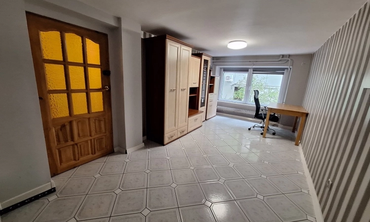 2pok, 58met, ul. Sienkiewicza PIWNICA/PARKING (Wrocław) | Zdjęcie główne