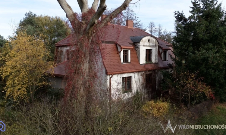 Dom wolnostojący po remoncie | Wnętrza do adaptacj | Zdjęcie główne