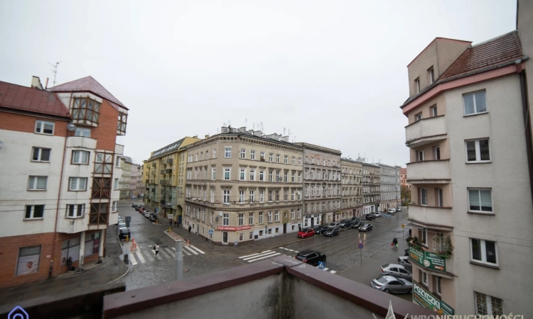 Lokal użytkowy 67 m² z tarasem w centrum Wrocławia | Zdjęcie główne