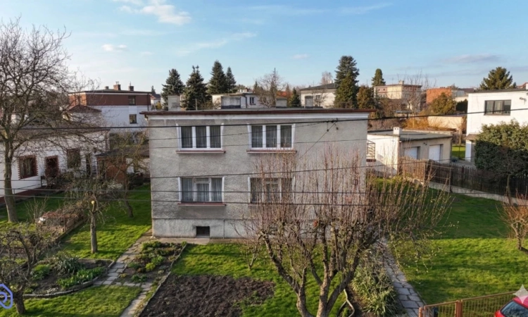 Dom z dużym potencjałem inwestycyjnym!- Majków | Zdjęcie główne