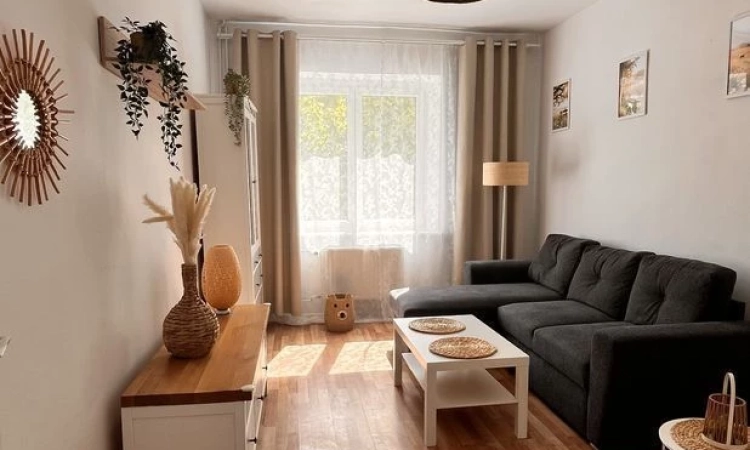 2pok, 45met, okolice Pocztowej KOMÓRKA/MP (Wrocław) | Zdjęcie główne