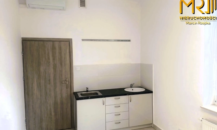 Lokal pod gabinet masażu lub fizjoterapii | Zdjęcie główne