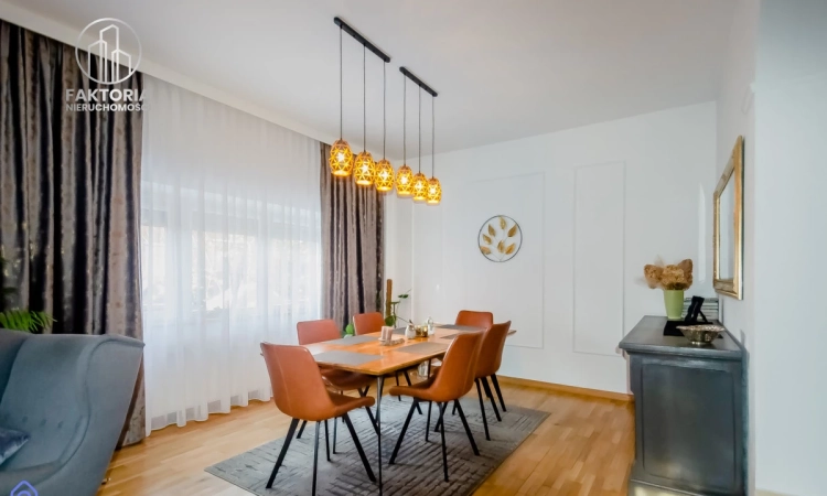 Dom dla rodziny, blisko Centrum, 168 m2, Skorupy | Zdjęcie główne