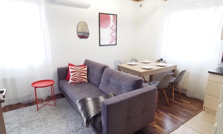 3pok, 60met, Okolice Przedniej 2 BALKONY/GARAŻ/2009 (Wrocław) | Zdjęcie główne