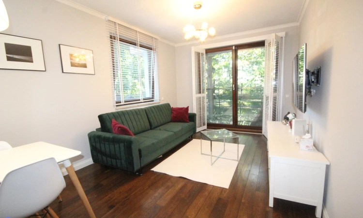 3pok, 90met, okolice Biegasa OSIEDLE ZAMKNIĘTE/2014 (Wrocław) | Zdjęcie główne