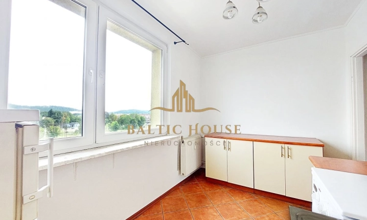 3 pokoje Centrum Balkon Piwnica Do wykończenia | Zdjęcie główne