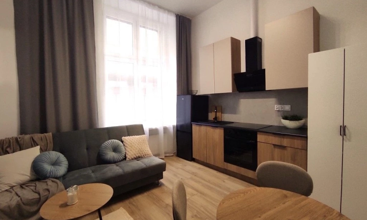 Przytulna kawalerka w centrum | Zdjęcie główne