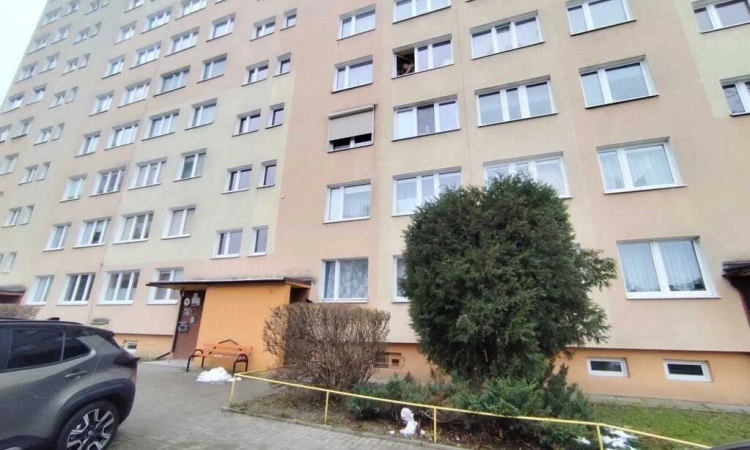 Mieszkanie trzypokojowe z balkonem os. Widok | Zdjęcie główne