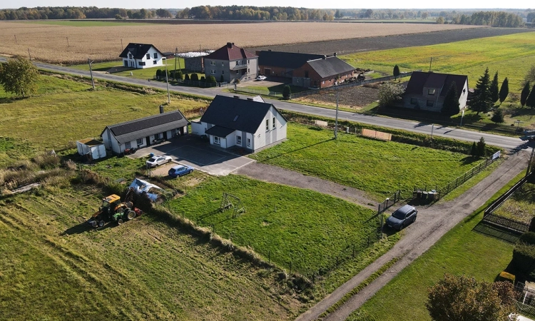 Dom 200 m² | działka 25 ar | 30 km od Opola | Zdjęcie główne