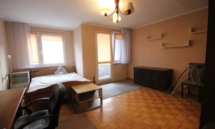 Pokój (25 met) okolice Siemieńskiego BALKON/WINDA (Wrocław) | Zdjęcie główne