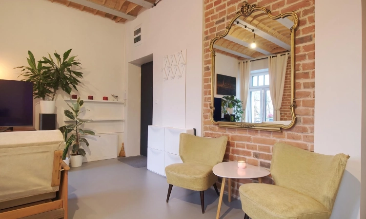 Przepiękne mieszkanie w kamienicy 2 pokoje  o pow. 43 m2 z balkonem | Zdjęcie główne