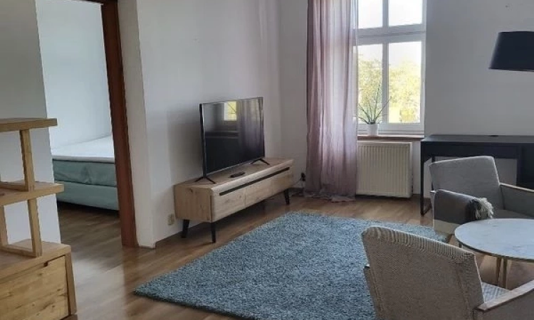 2pok, 52met, Okolice Placu Staszica PIWNICA/STRYCH (Wrocław) | Zdjęcie główne