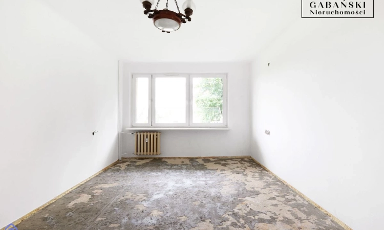 Mieszkanie do remontu w centrum - ul. Pułaskiego | Zdjęcie główne