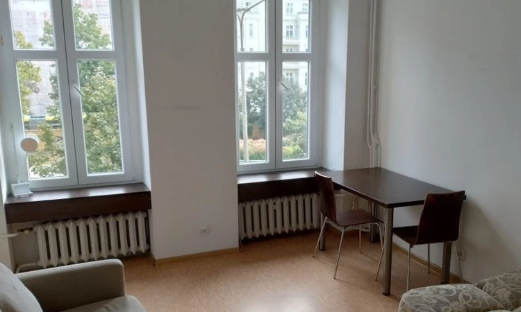 1pok, 34met, Okolice Otwartej PIWNICA (Wrocław) | Zdjęcie główne