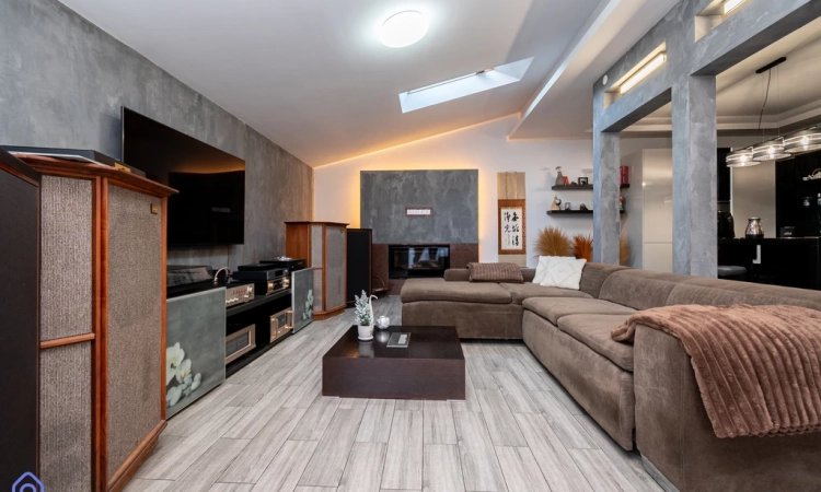 Na sprzedaż przestronny dom parterowy z garażem | Zdjęcie główne