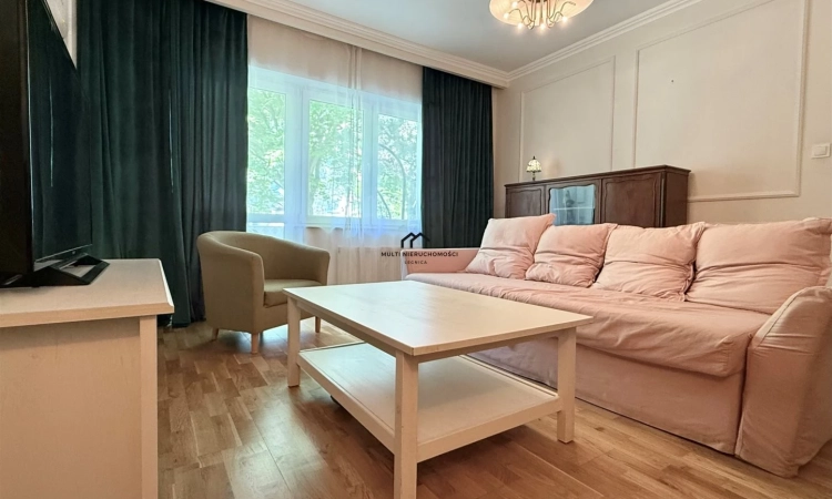 Mieszkanie z ogródkiem i garażem w cenie. | Zdjęcie główne