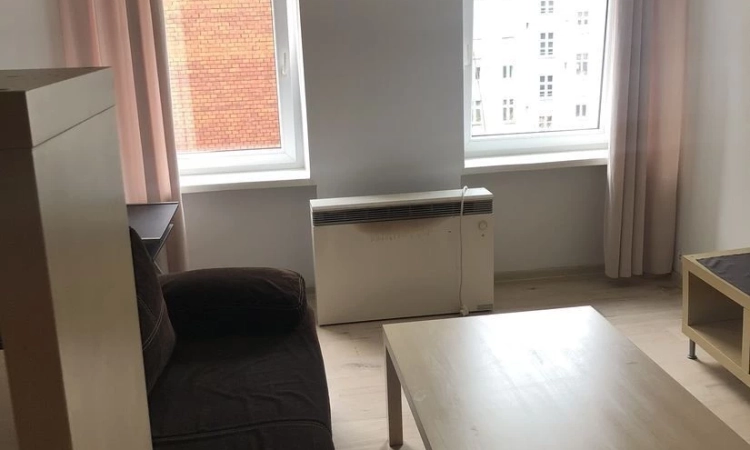 1pok, 24met, okolice Pomorskiej PIWNICA (Wrocław) | Zdjęcie główne