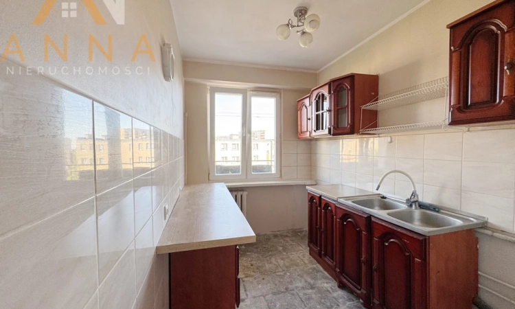 Dwustronne, jasne mieszkanie na Rąbinie, 3 pokoje | Zdjęcie główne