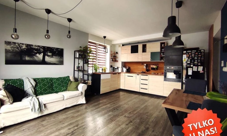 Trzypokojowy apartament z dużym ogródkiem | Zdjęcie główne