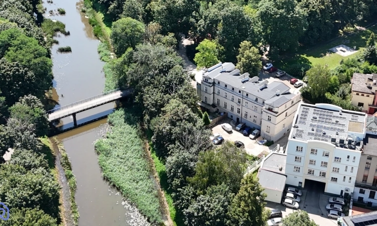 Biuro na wynajem w centrum miasta | Zdjęcie główne