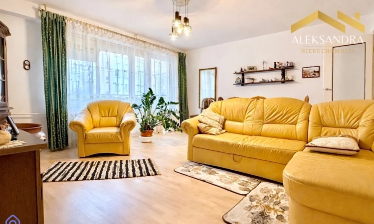 Przestronne mieszkanie z dużym balkonem - I piętro | Zdjęcie główne