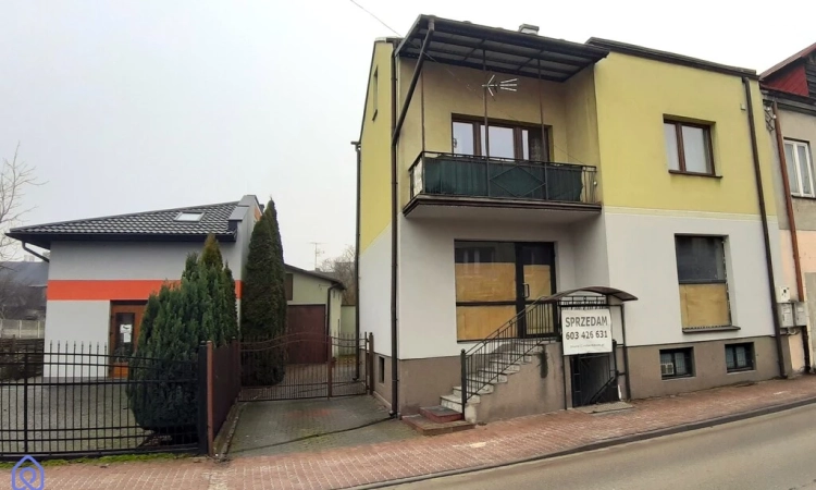 Dom, z lokalami komercyjnymi i in. | Zdjęcie główne