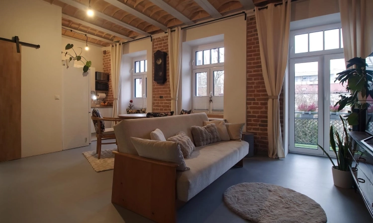 Przepiękne mieszkanie w kamienicy 2 pokoje  o pow. 43 m2 z balkonem | Zdjęcie główne