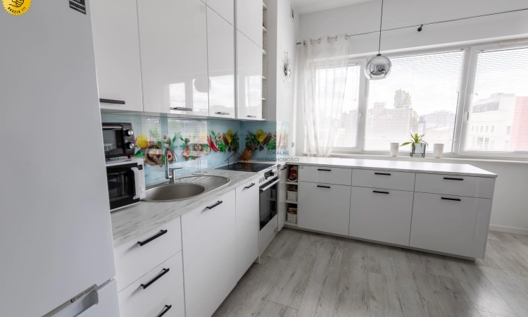 Urocze m3 gotowe do zamieszkania w centrumPabianic Rocha | Zdjęcie główne